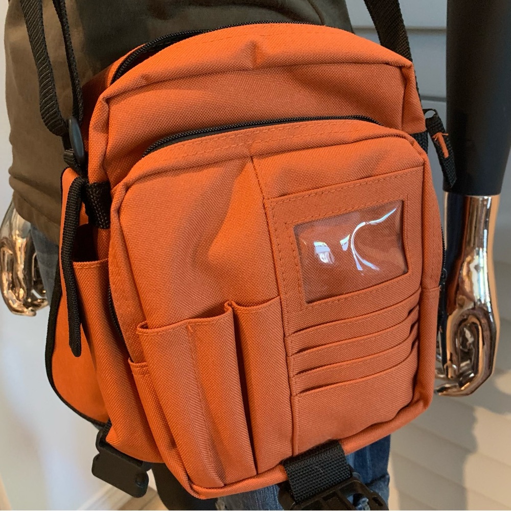 GH Bass & Co. Orange Crossbody Bag - Picture 5 of 11